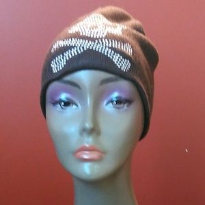 💀🔥bling studded skull& crossbones knit cap